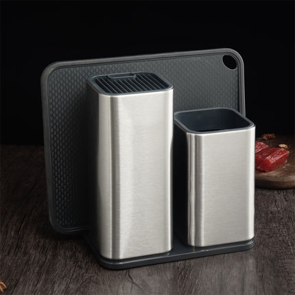 Creative Large Capacity Tool Holder